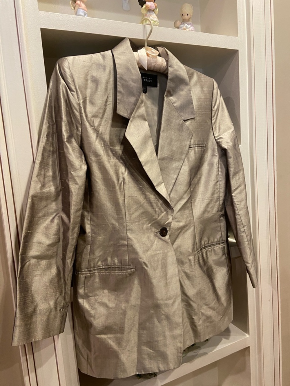 Ellen Tracy Linda Allard Vintage Metallic Taupe Blazer in Shimmery Neutral silk